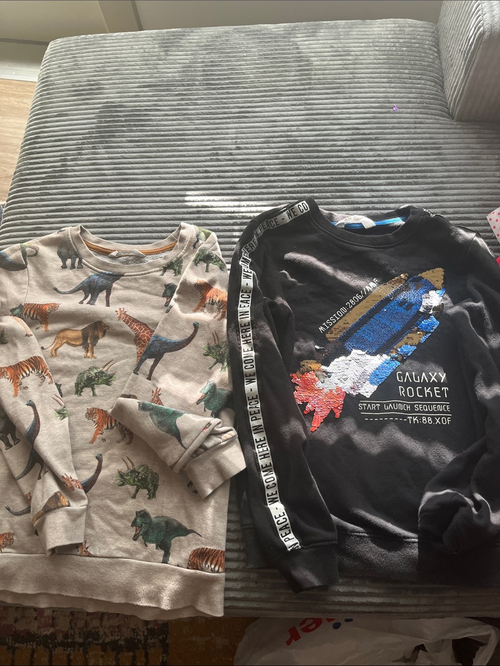 2 kids H&M boys sweatshirts sz 8-10